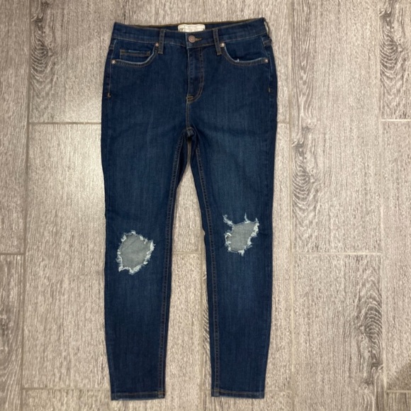 Free People Dark Blue Busted Knee Slim Skinny Jeans size 27 - Picture 3 of 5